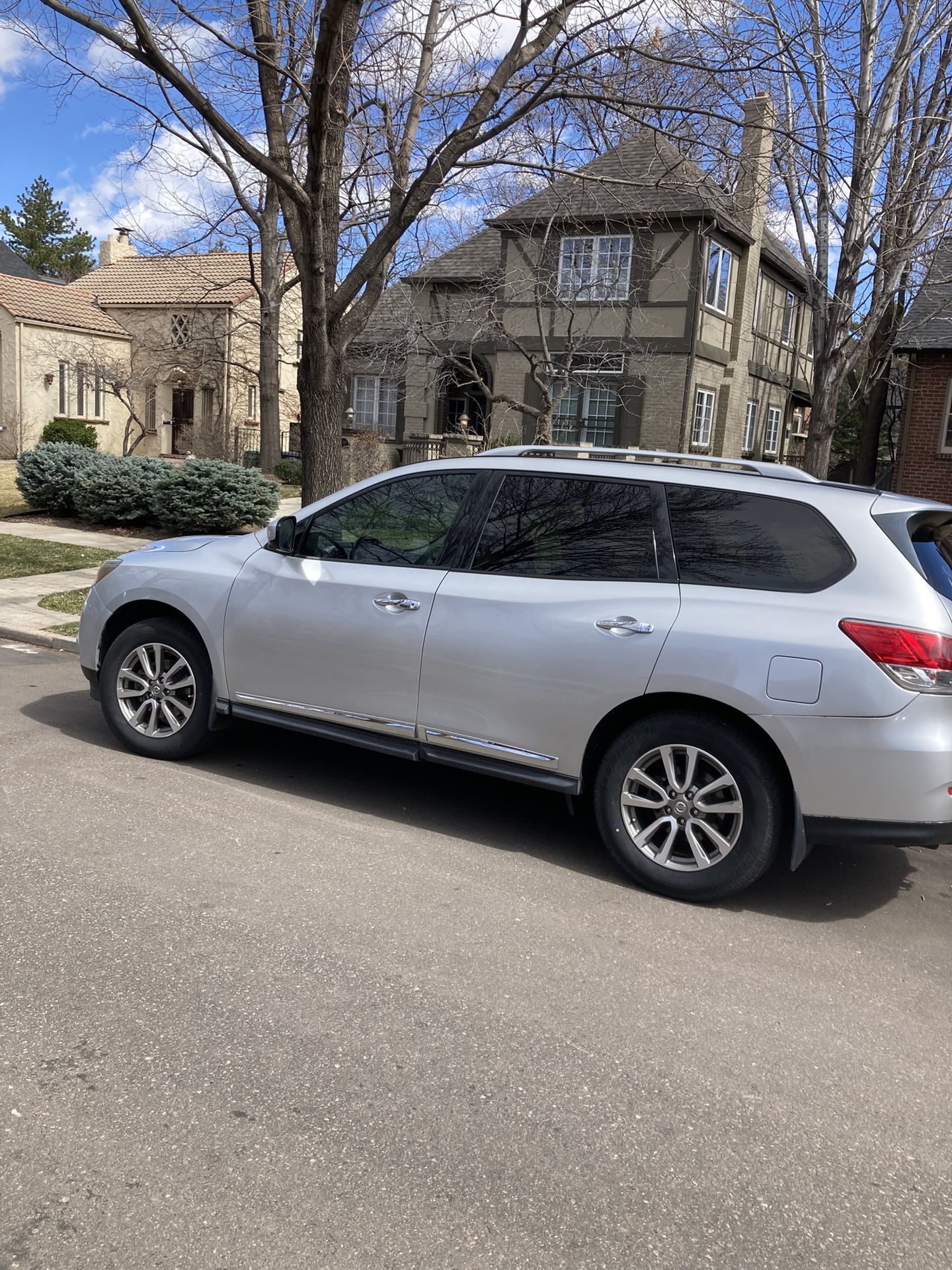 2014 Nissan Pathfinder