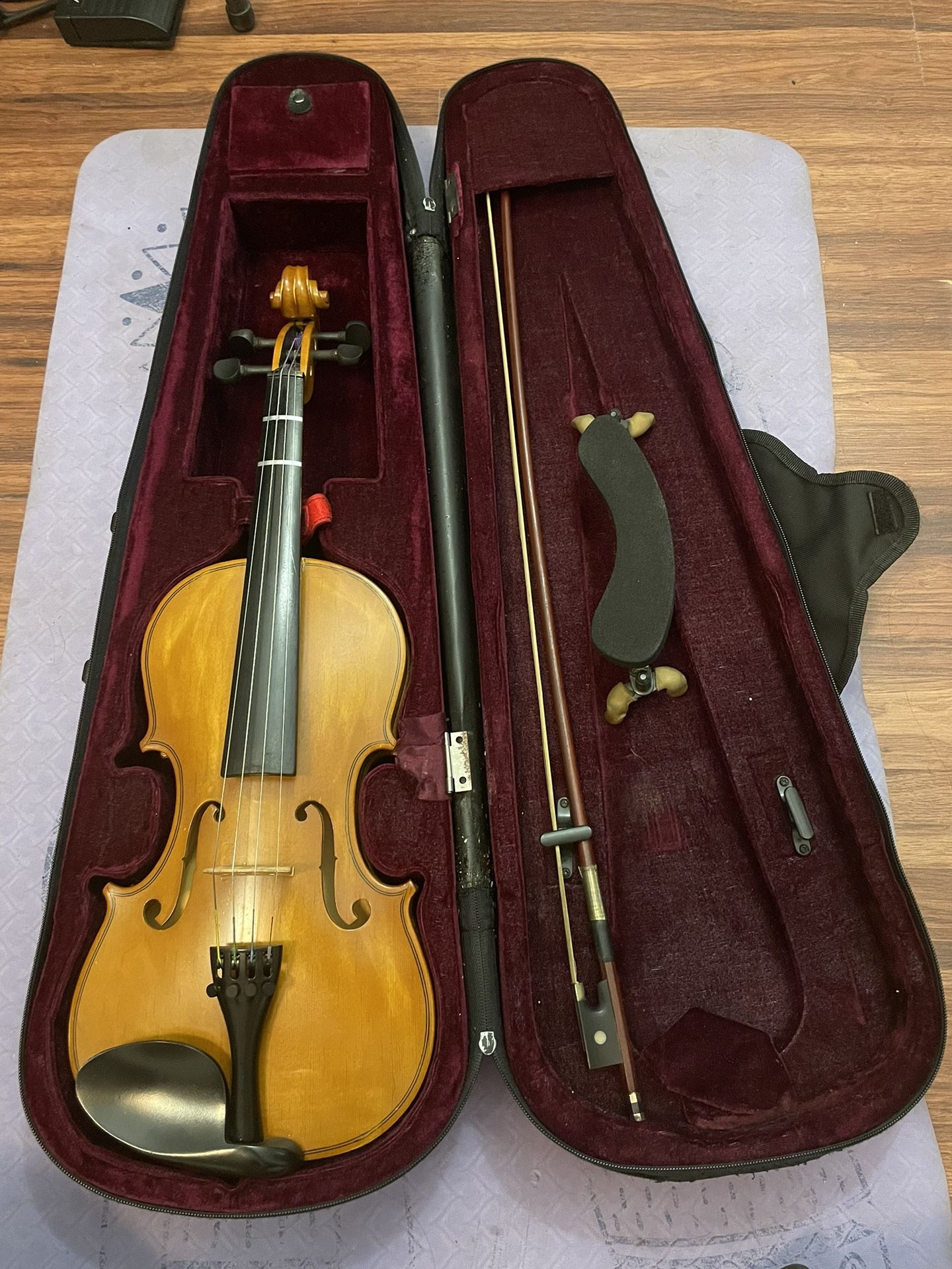 H. Hoffer Handcrafted Violin Antique Vintage Wooden With Case Bow Shoulder Rest