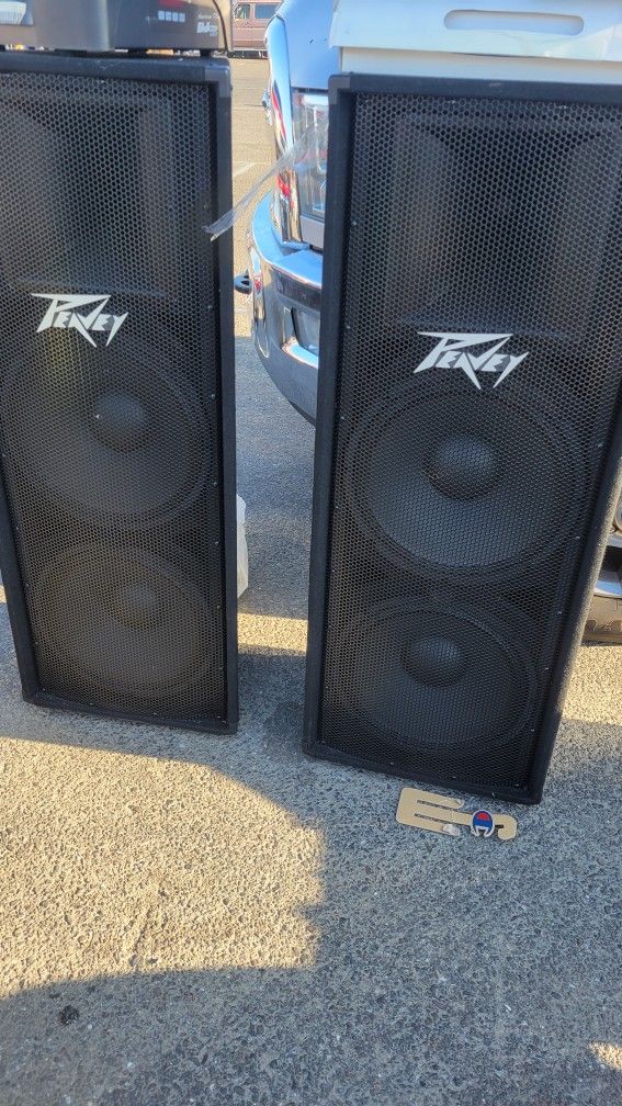 Peavey Speakers