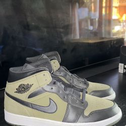 Air Jordan 1 Mid 'Olive Canvas'