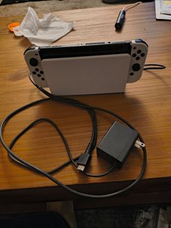 Nintendo switch OLED (need it off my hands today or tomorrow)