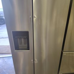 Whirlpool Refrigerator 