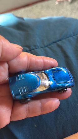 Hot wheels, red line, TORERO rare white interior preowned vintage USA 1968 Hot wheels, red line, TORERO rare white interior preowned vintage USA 1968