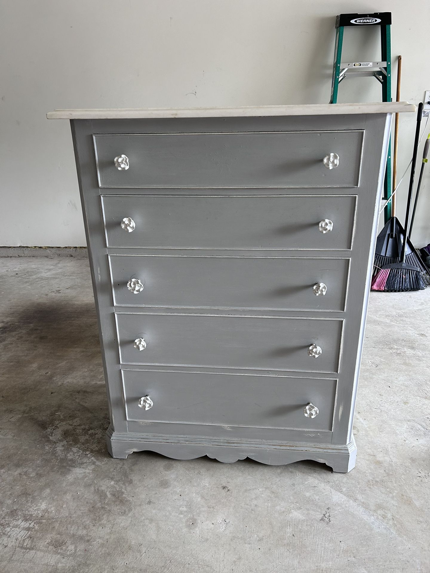 5 Drawer Grey Dresser With Marble Top
