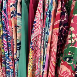 Collection Of Lilly Pulitzer Items 