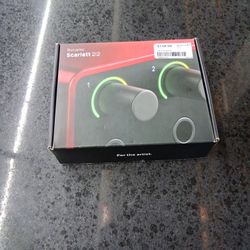 Focusrite Scarlett 2i2