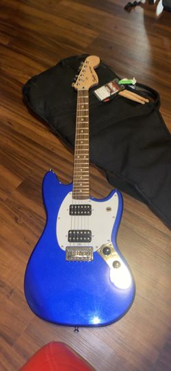 Squier Mustang HH Electric Guitar Blue