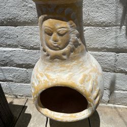 New Sun Chimnea. Not Used Two Small Cracks