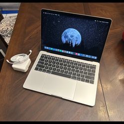 13 inch MacBook Pro 💻 i5 - 16gb ram