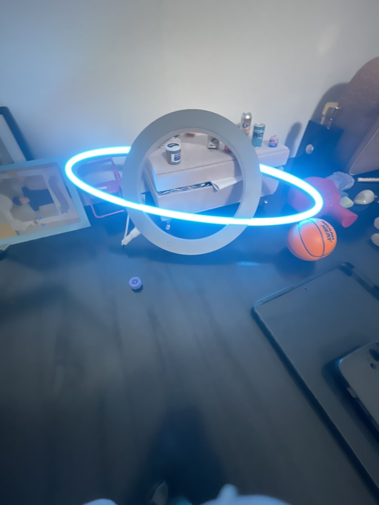 Saturn Led Light