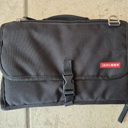 Skiphop Portable Changing Pad And Clutch