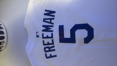 Freddie Freeman #5 Signed MLB Jersey