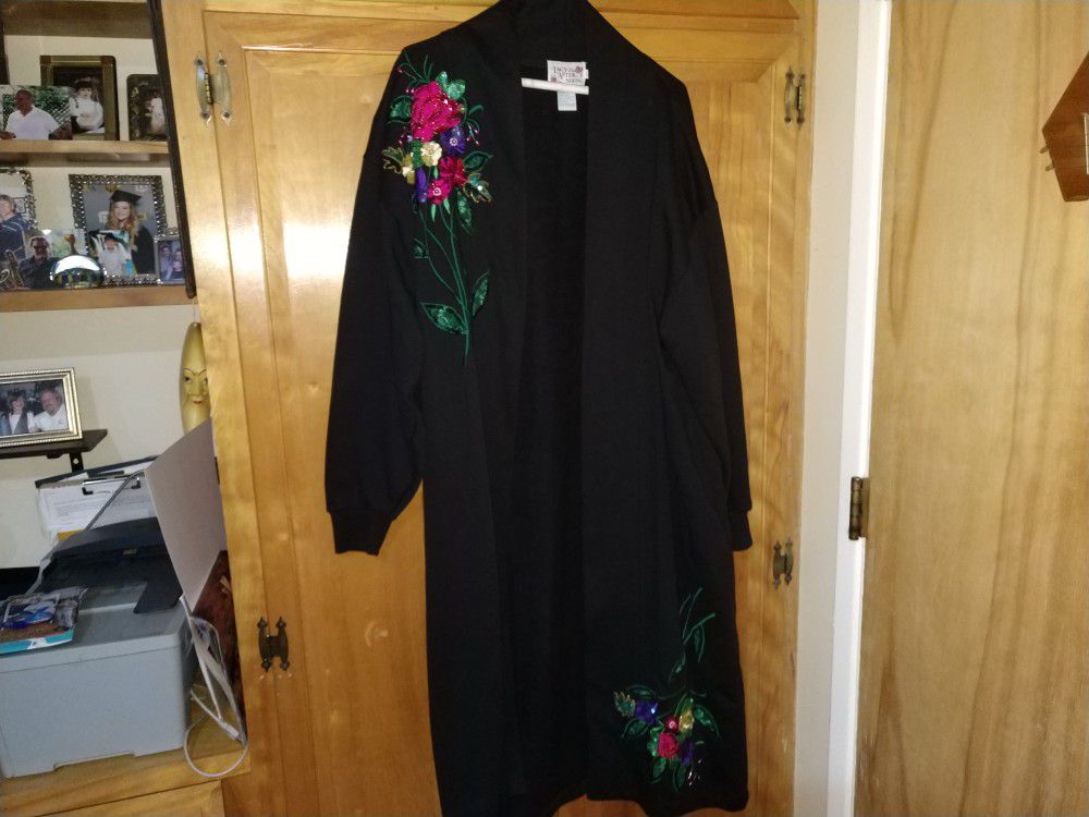 Black Ladies Jacket Embroidered And Sequins