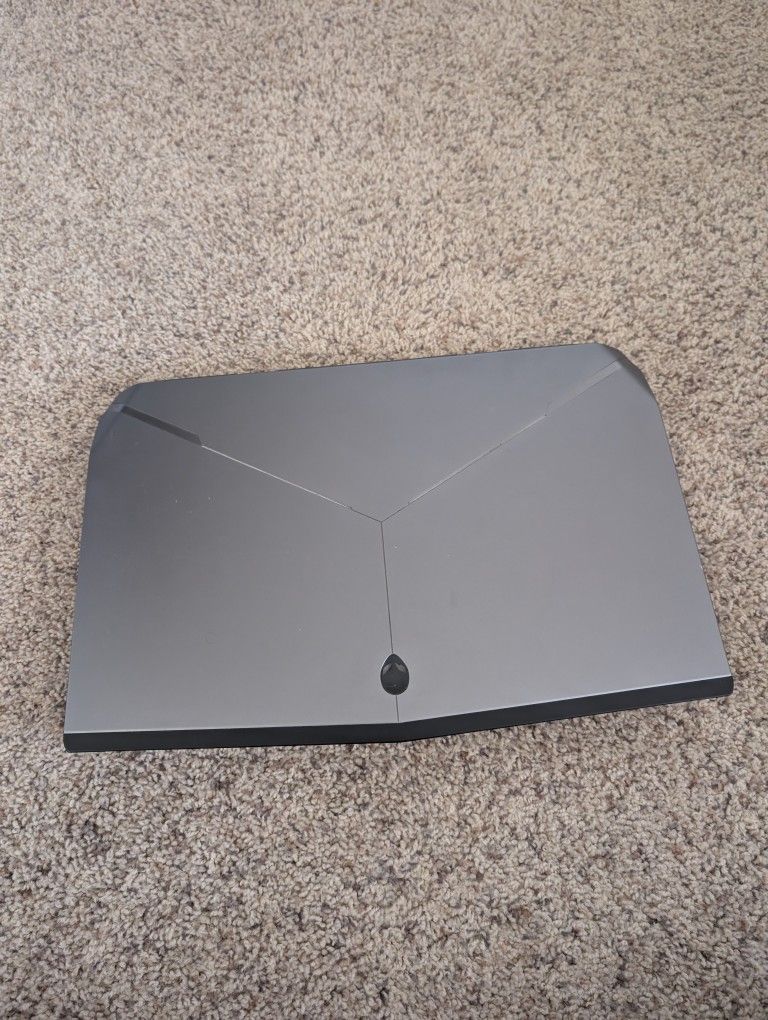 Alienware 17 R3 Laptop