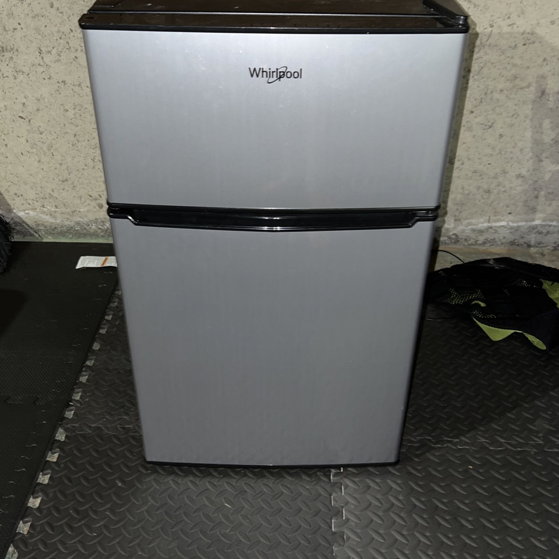 Whirlpool Mini Fridge