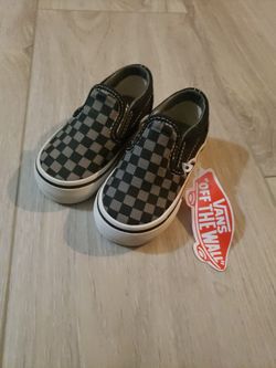 New Black & Gray Checkered Vans