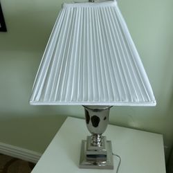 (2) Modernist Urn Styled Lamps With Shades