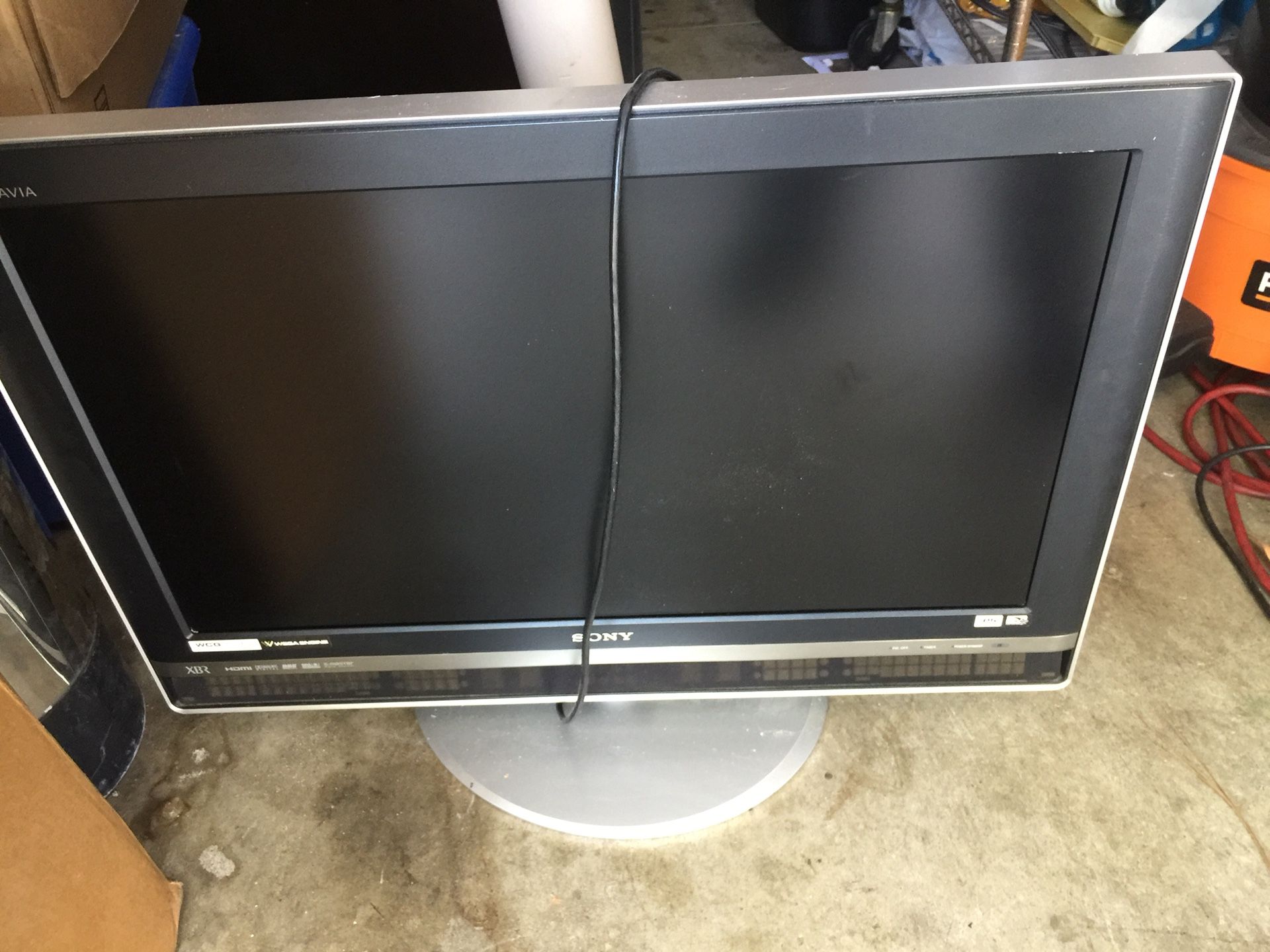 Sony Bravia LCD TV/ Computer Monitor kdl-v32xbr1