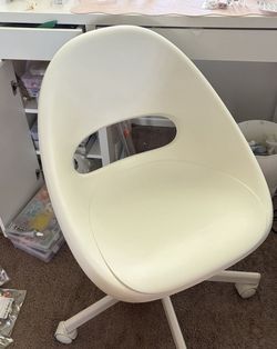 IKEA Swivel Chair In White