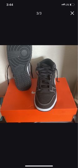 Nike dunk mid