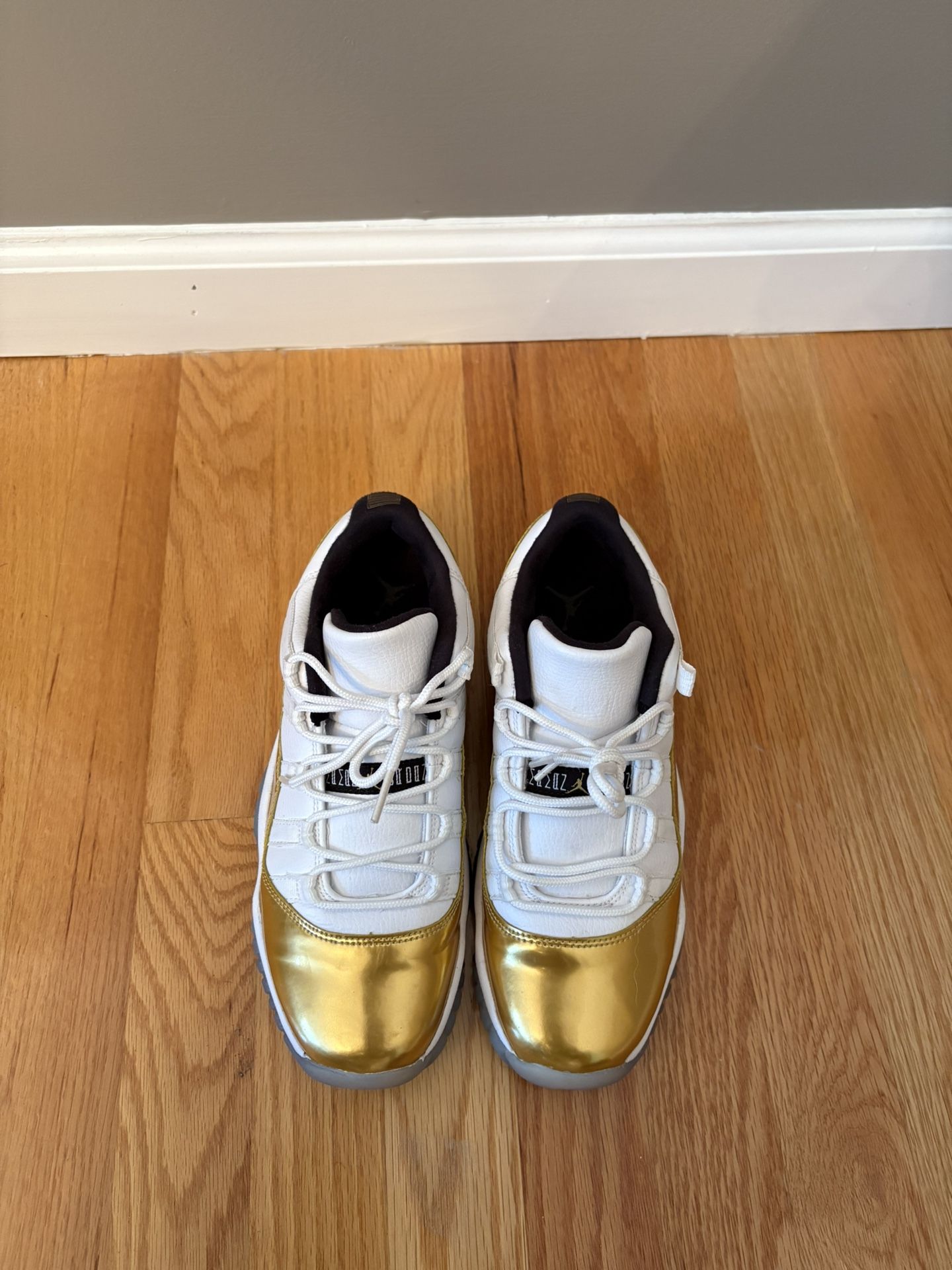 Nike Air Jordan 11 Retro Low GS “Closing Ceremony” 528896-103 Size 6.5Y
