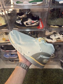 Nike Air Trainers Travis Scott 