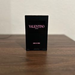 Valentino Umo Born In Roma 