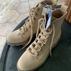 BOOTS NEW SIZE 10