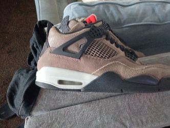 Jordan 4 Retro