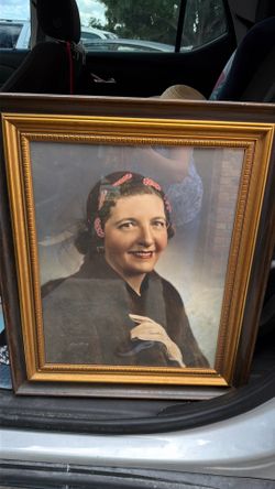 Antique Lady Picture$25