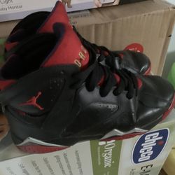 Retro 7 Marvin Martian 6.5 Size
