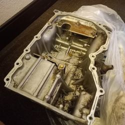 2004 Mazda 3 Oil Pan 