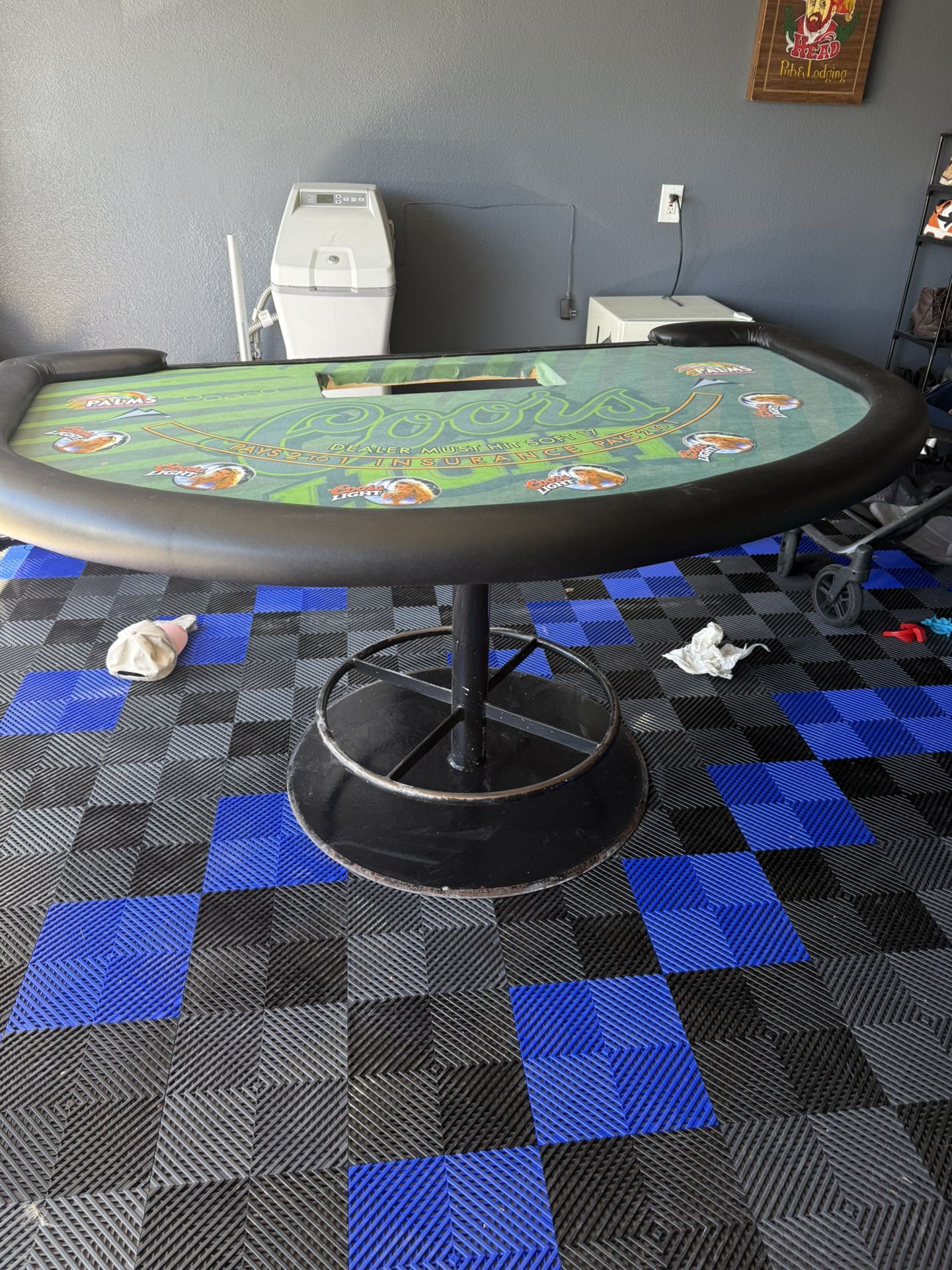 Poker Table