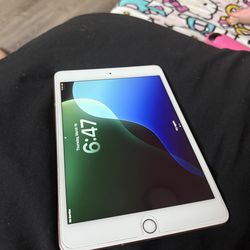 iPad 5th GEN <CELLUR>> 64 gb MINI ROSE GOLD 64Gb