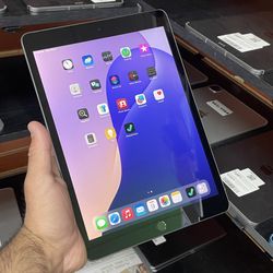 iPad 9th Generation 64GB WiFi Only with Store Warranty and Financing Available!