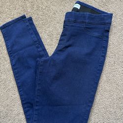 Old Navy Woman’s Skinny Jeans
