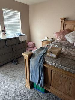 Queen Bed With Mattress And Dresser