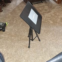 Tripod