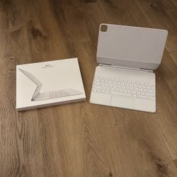 Apple iPad Pro 12.9” Magic Keyboard