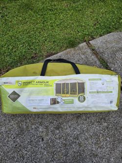 For sale — Wenzel Insect Armour Magnetic Screen House ⛺️