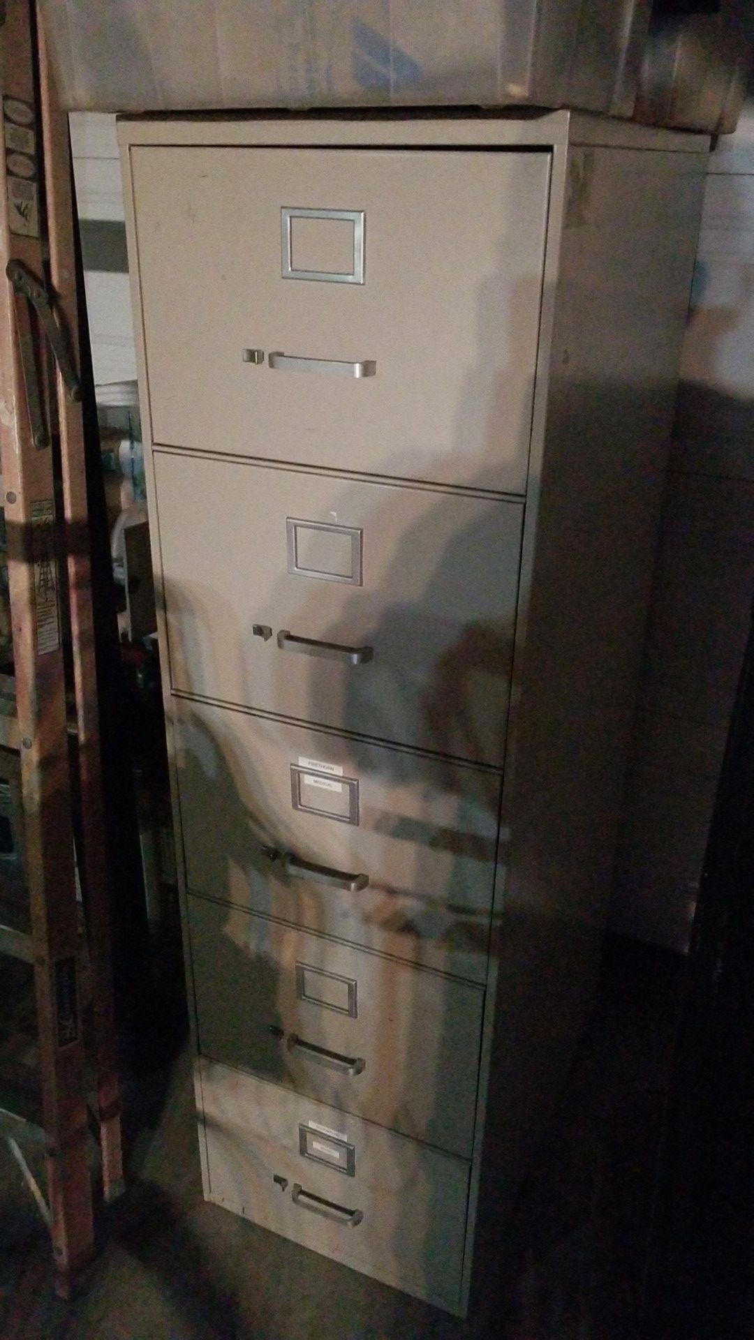 File cabinet