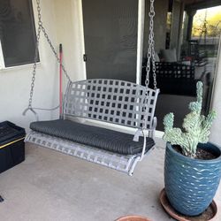Metal Swing