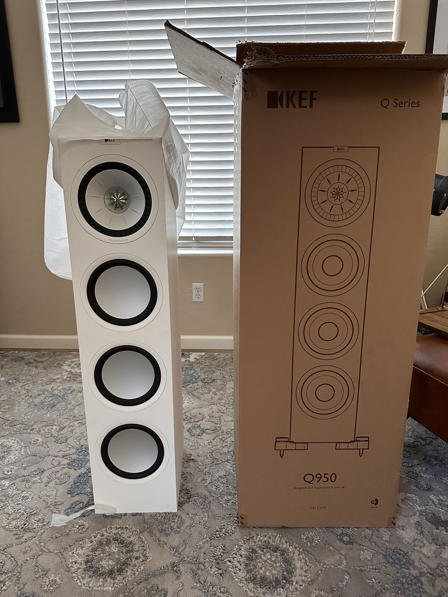 KEF Q950 pair And Q650c