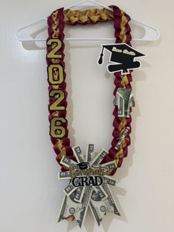 Graduation Money Lei