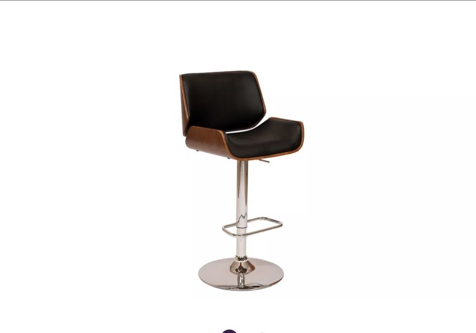 Adjustable Swivel Chair / Barstool