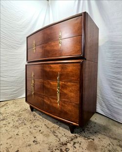 Vintage Mid Century Modern Dresser