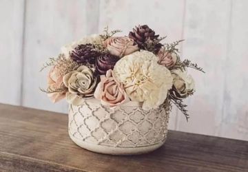 Southern Blooms Co "Plum Royalty" wood flower centerpiece, NEW.