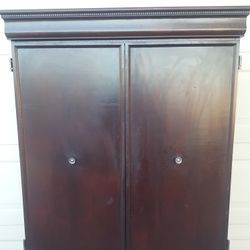 Armoire
