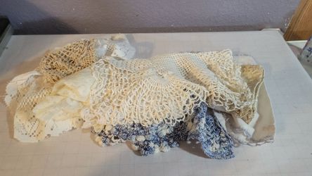 Vintage Lace Doilies, Table Mats, and Embroidered Linens