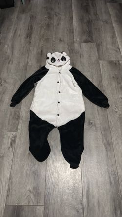 Halloween costume Panda onesie youth small/medium button front zipper back small stain on front see pics